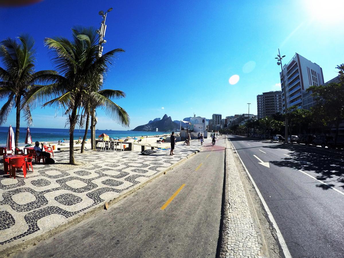 Tiffany's Service 903 * Rio de Janeiro
